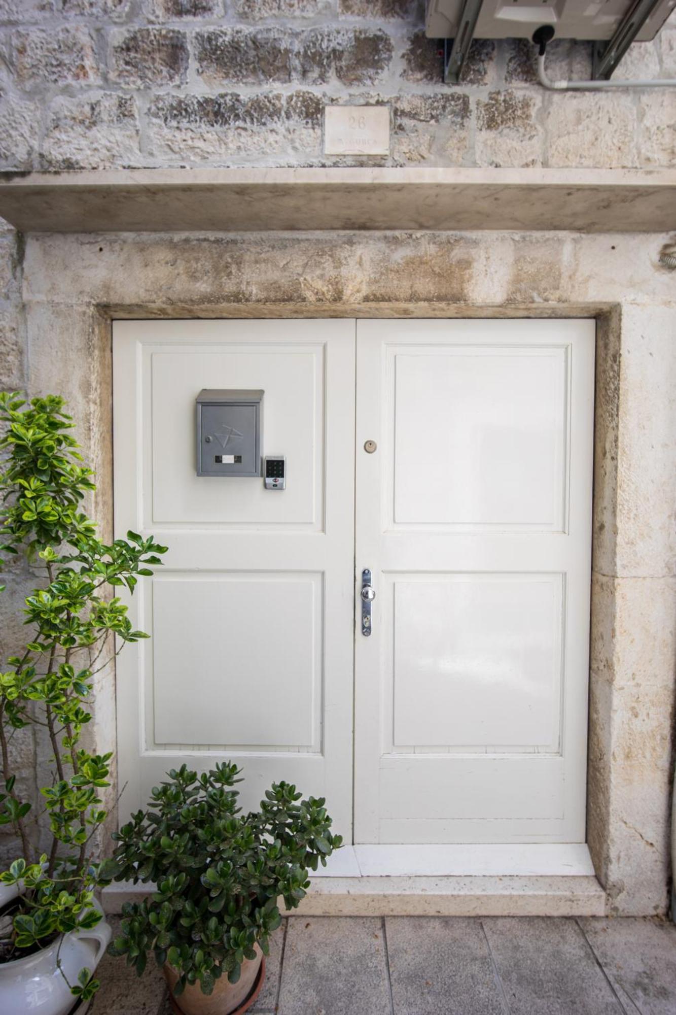 Apartamento Tragos Lemon Tree Trogir Exterior foto
