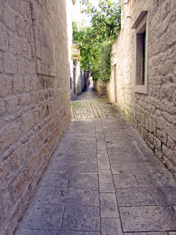Apartamento Tragos Lemon Tree Trogir Exterior foto